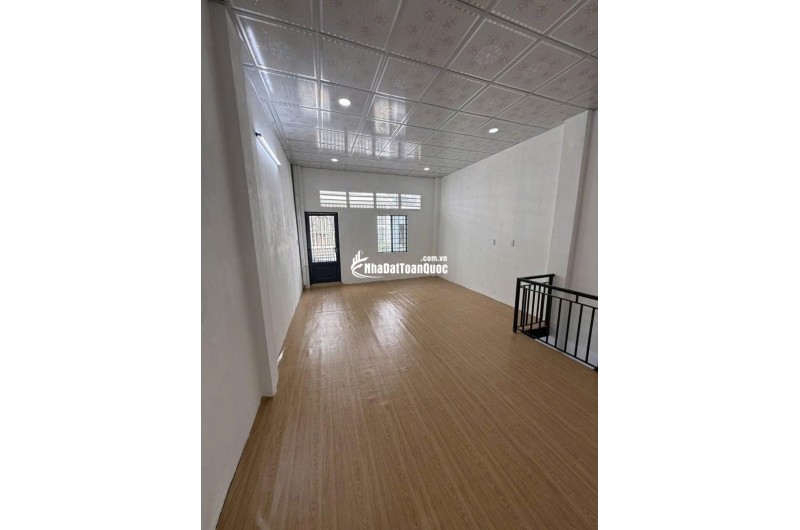 Nhà đẹp ngay Lý Thường Kiệt Q,10-Giá hơn 6 tỷ-hẻm thông nhiều đường-tiện ích xung quanh